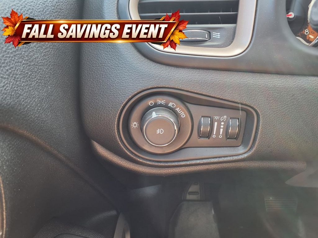 2015 Jeep Renegade Latitude Red at Shottenkirk Kia Fort Bend