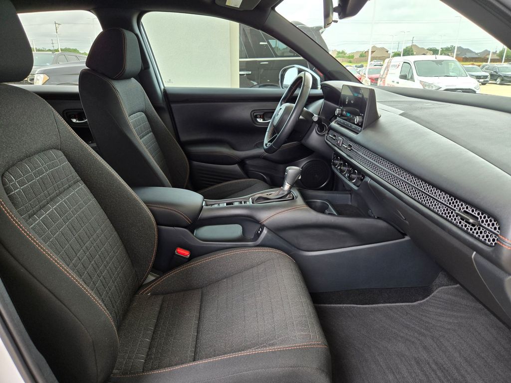 Used 2025 Honda HR-V SUV