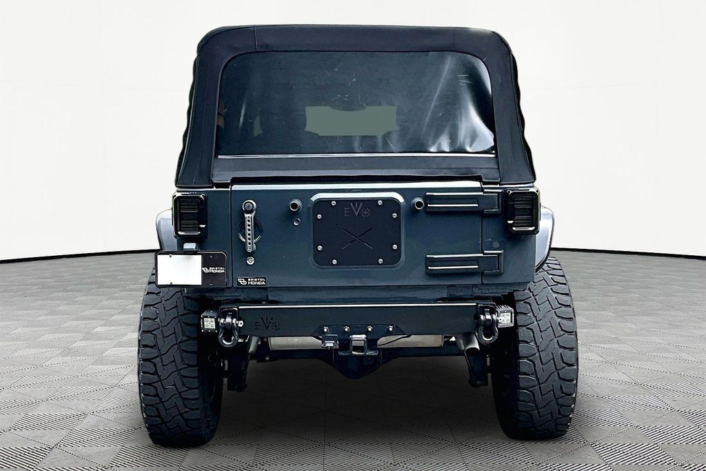 Used 2017 Jeep Wrangler SUV