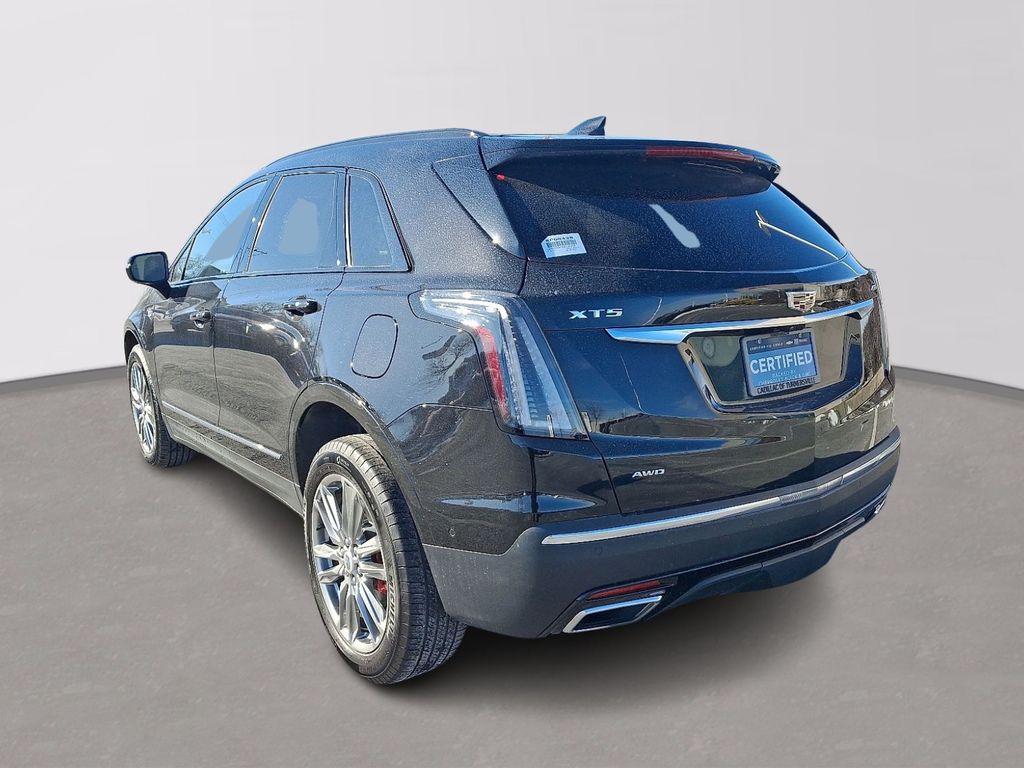 Thumbnail: 2025 Cadillac XT5 - 4