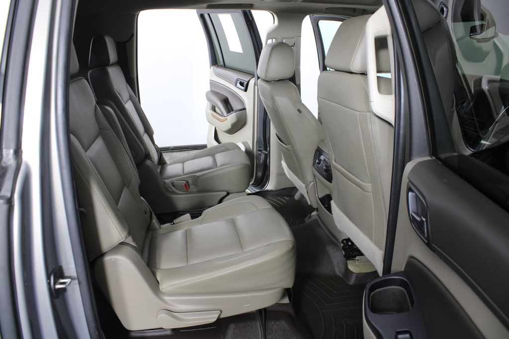 Used 2018 Chevrolet Suburban for sale in 