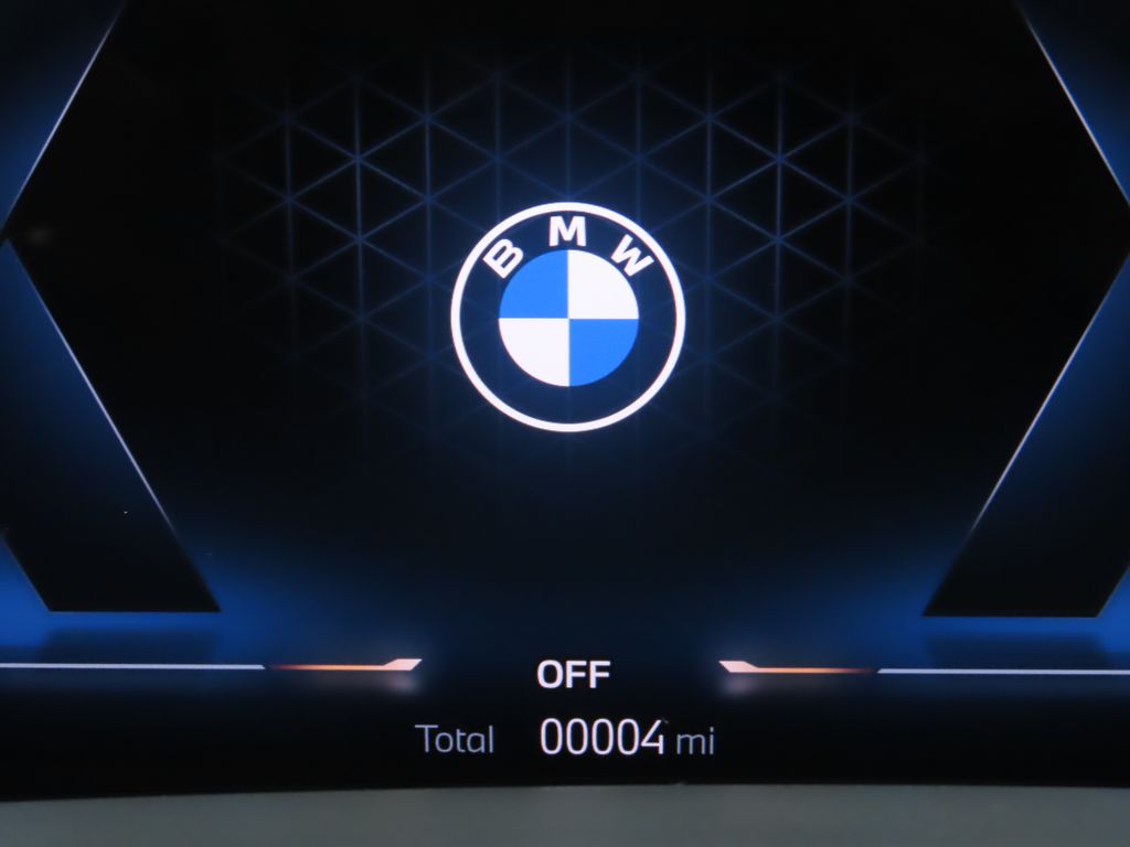 Thumbnail: 2026 BMW X5 - 32