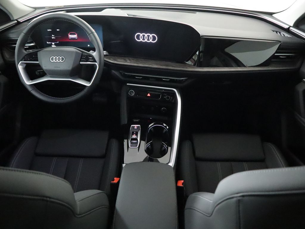 Thumbnail: 2025 Audi Q5 - 14