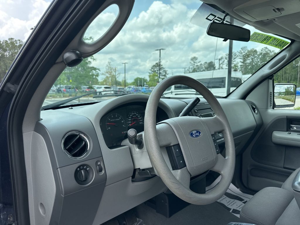 2006 Blue Ford F-150 XLT 4X4 Truck