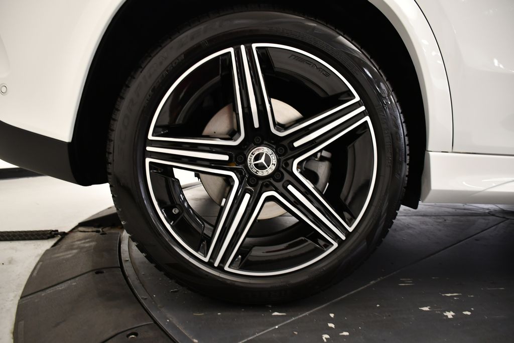 Thumbnail: 2026 Mercedes-Benz GLE - 15