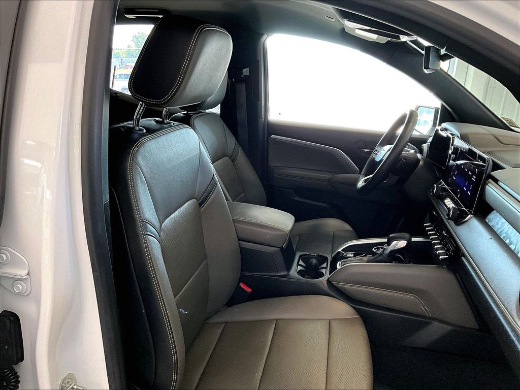 2023 Chevrolet Colorado — photo 11