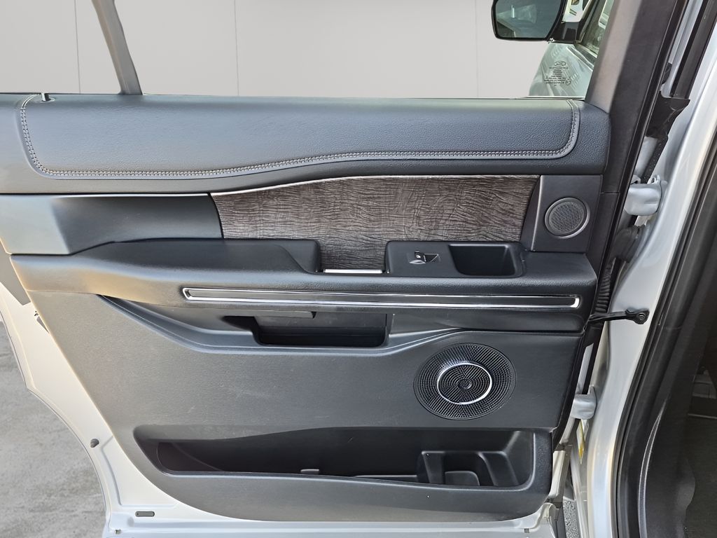 Used Car 2019 Ford Expedition Max  Limited For Sale Under $30,000 In Austin, Texas