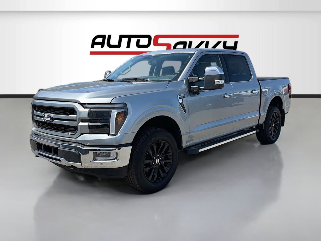 Used 2025 Silver Ford Lariat image 3