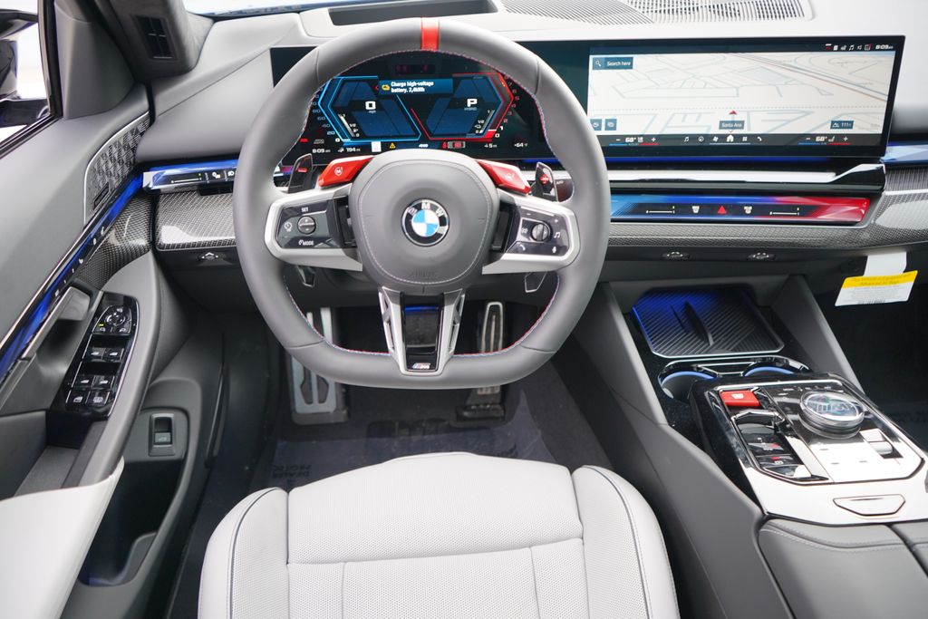 Thumbnail: 2026 BMW M5 - 19