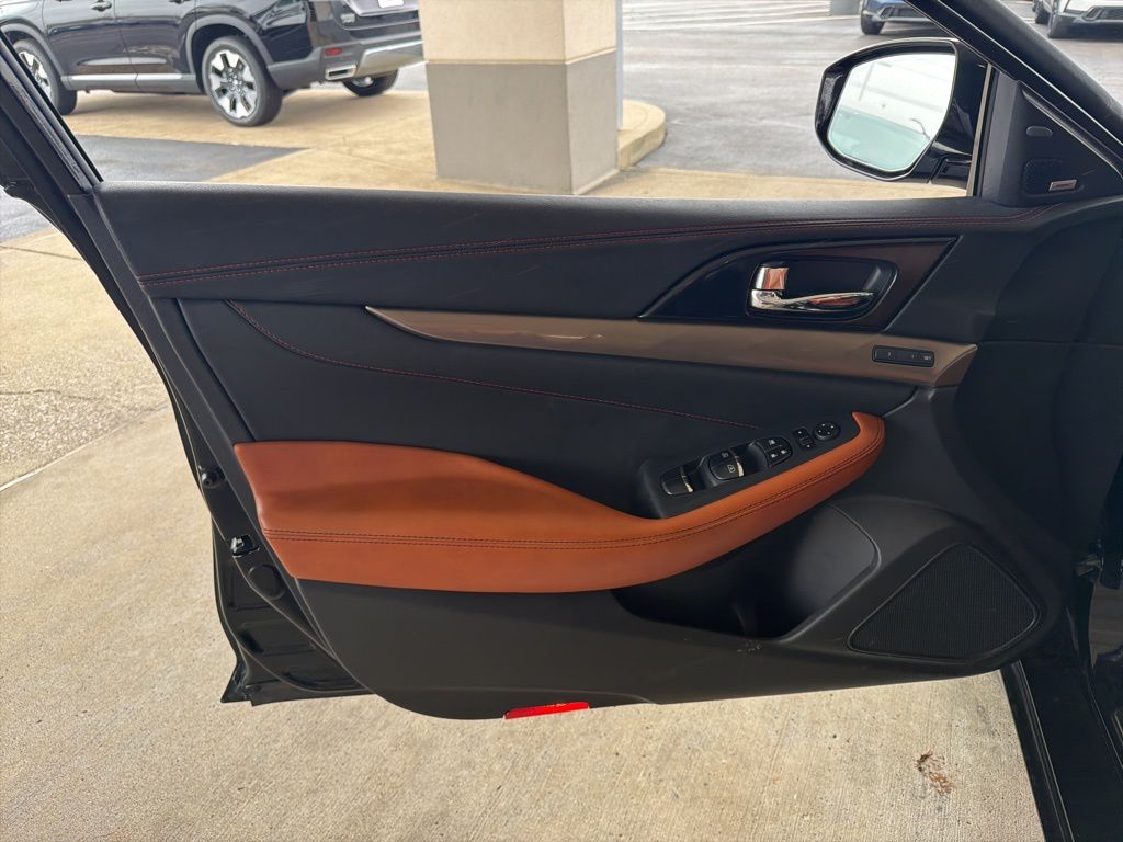 Thumbnail: 2019 Nissan Maxima - 20