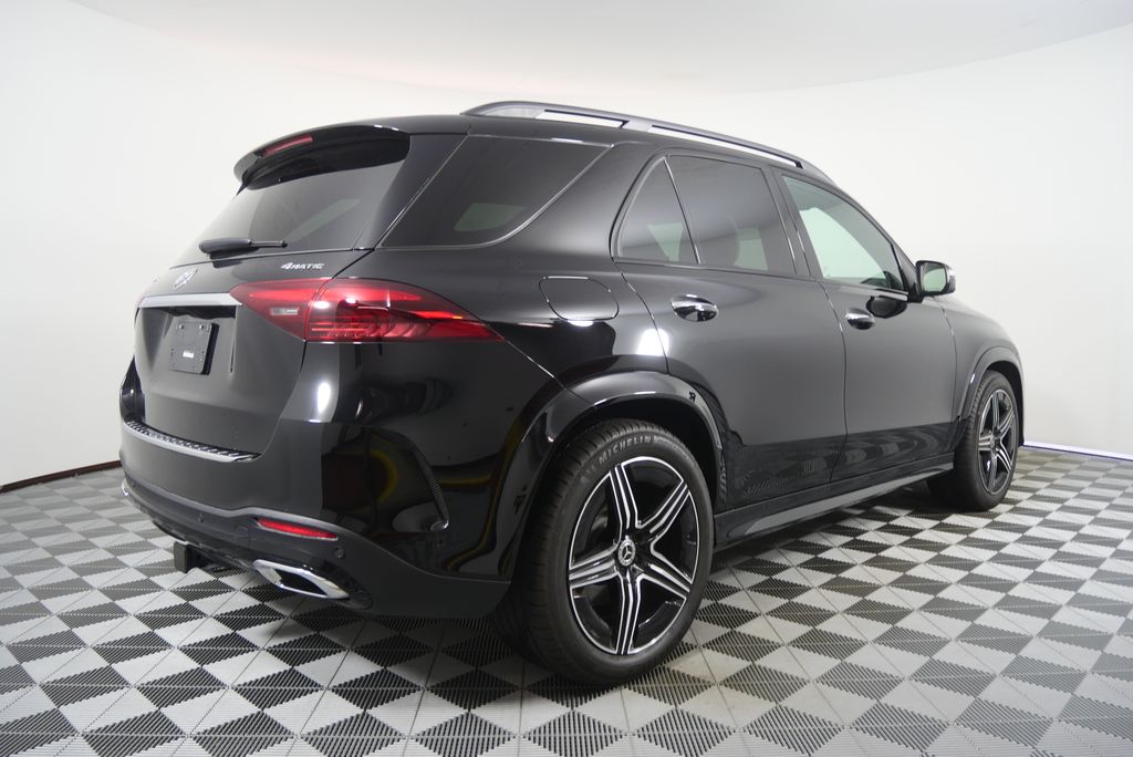 Thumbnail: 2025 Mercedes-Benz GLE - 3