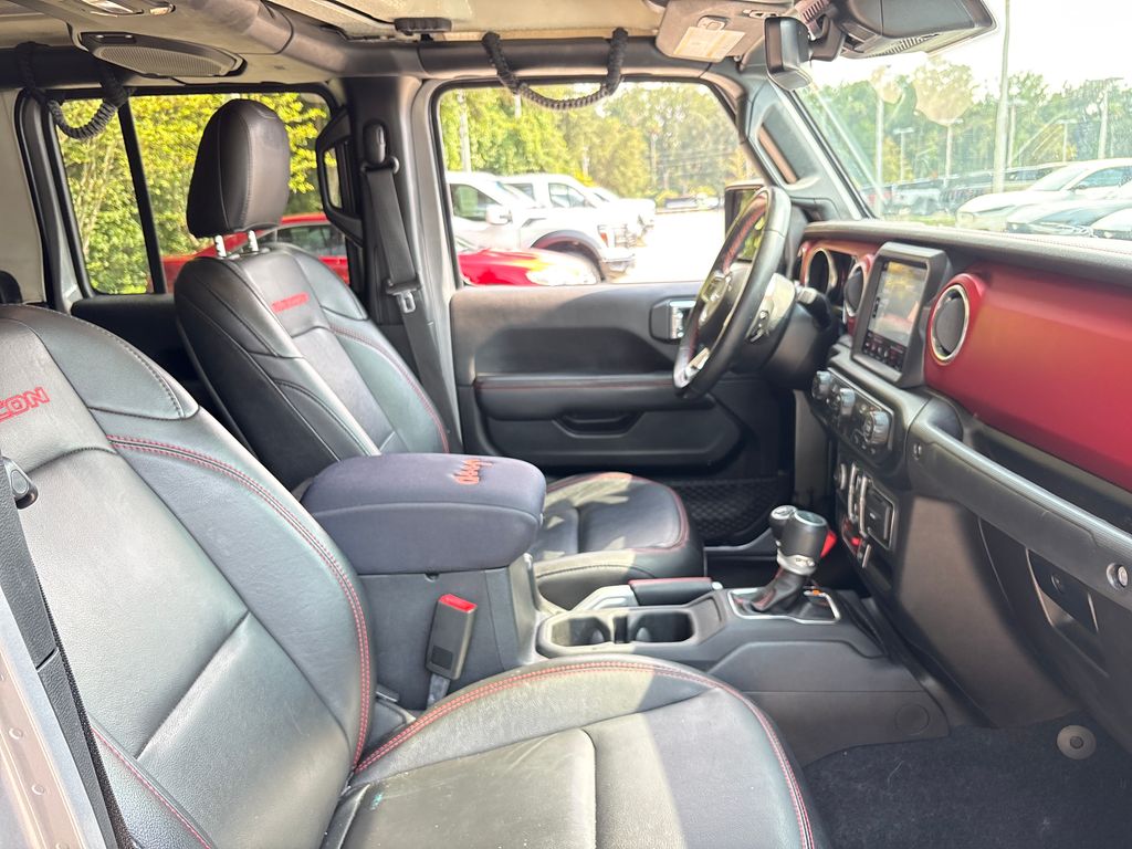 Certified Used 2020 Silver Jeep Rubicon image 28