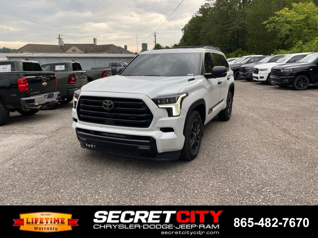 Pearl 2025 Toyota Sequoia SUV / Crossover Four-Wheel Drive Automatic