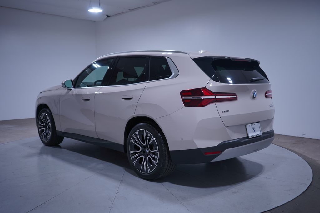 Thumbnail: 2025 BMW X3 - 3