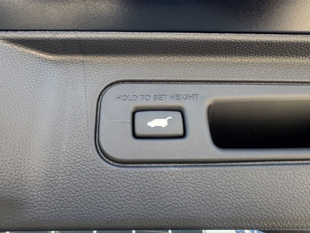 2025 Honda Pilot EX-L Black at Community Honda