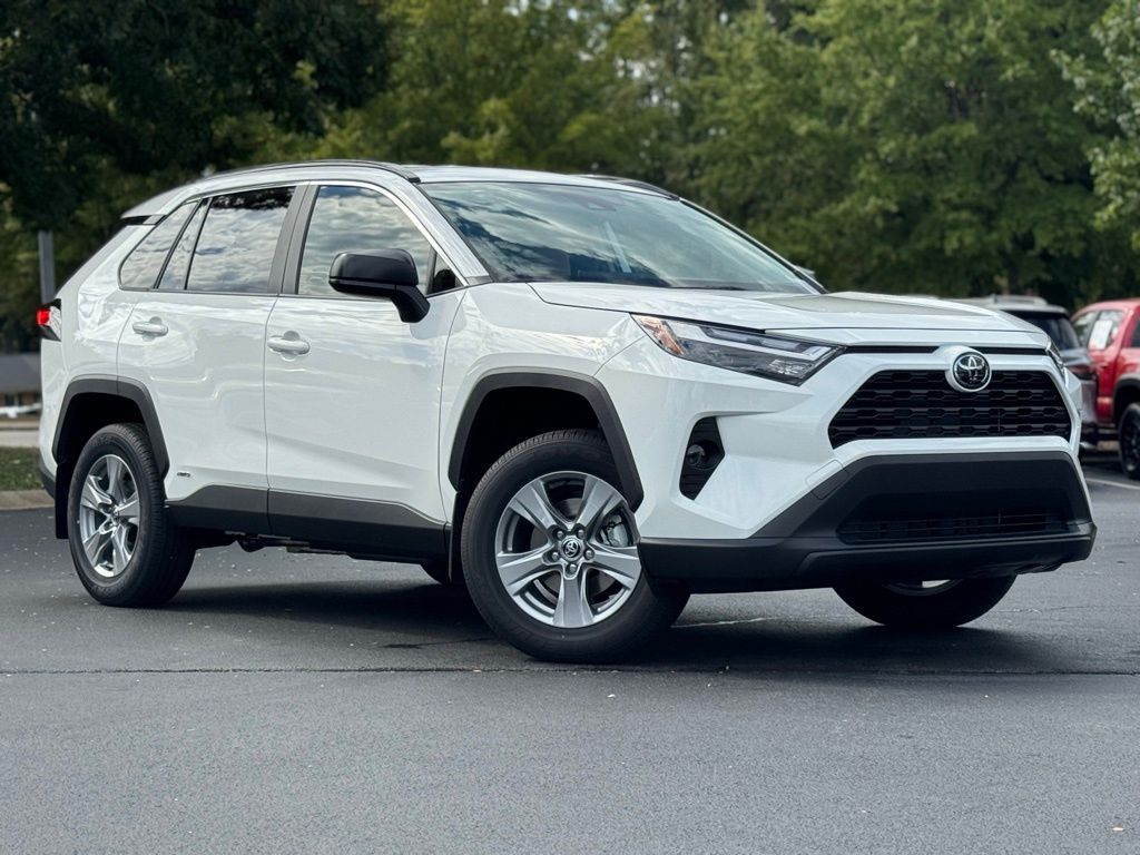 2025 Toyota RAV4 Hybrid LE photo 2