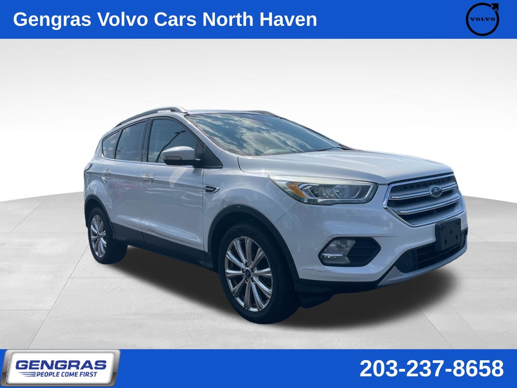 White Platinum Clearcoat Metallic 2017 Ford Escape SUV / Crossover All-Wheel Drive 6-Speed Automatic