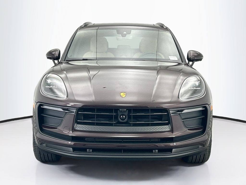 Thumbnail: 2026 Porsche Macan - 10
