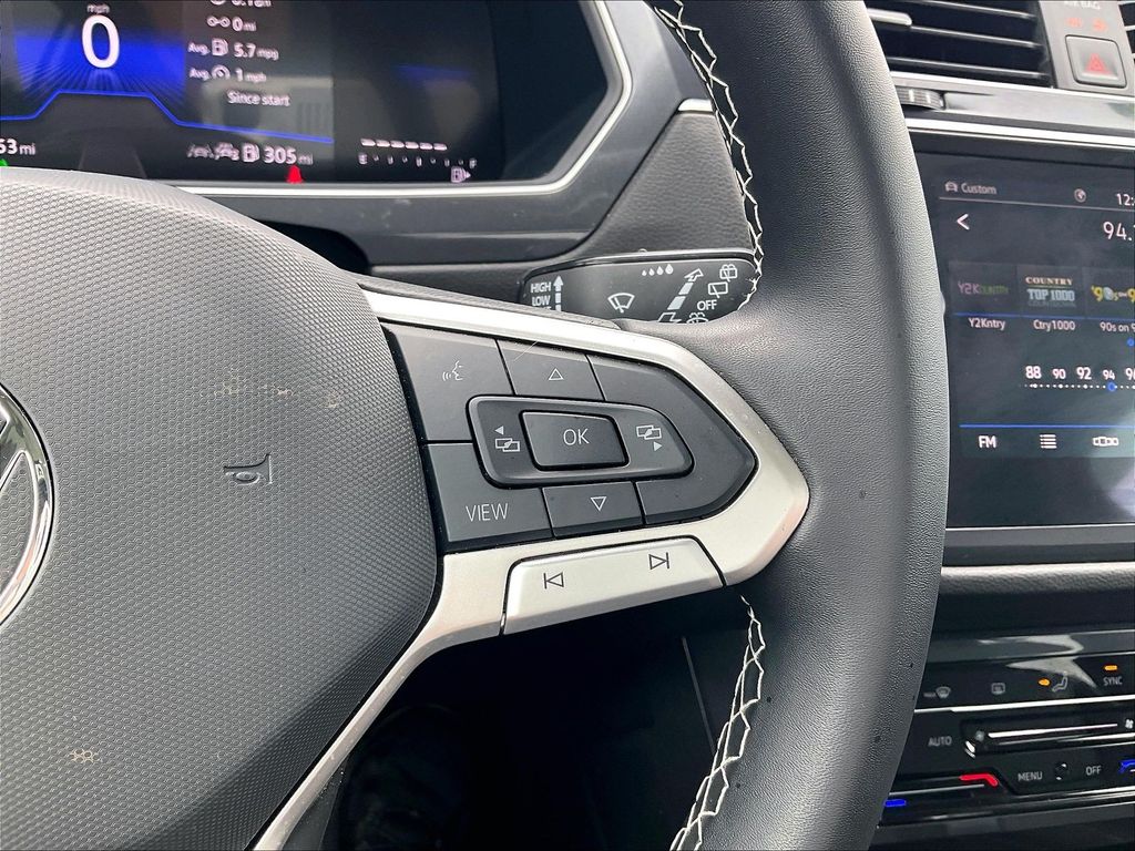 2024 Volkswagen Tiguan — photo 23