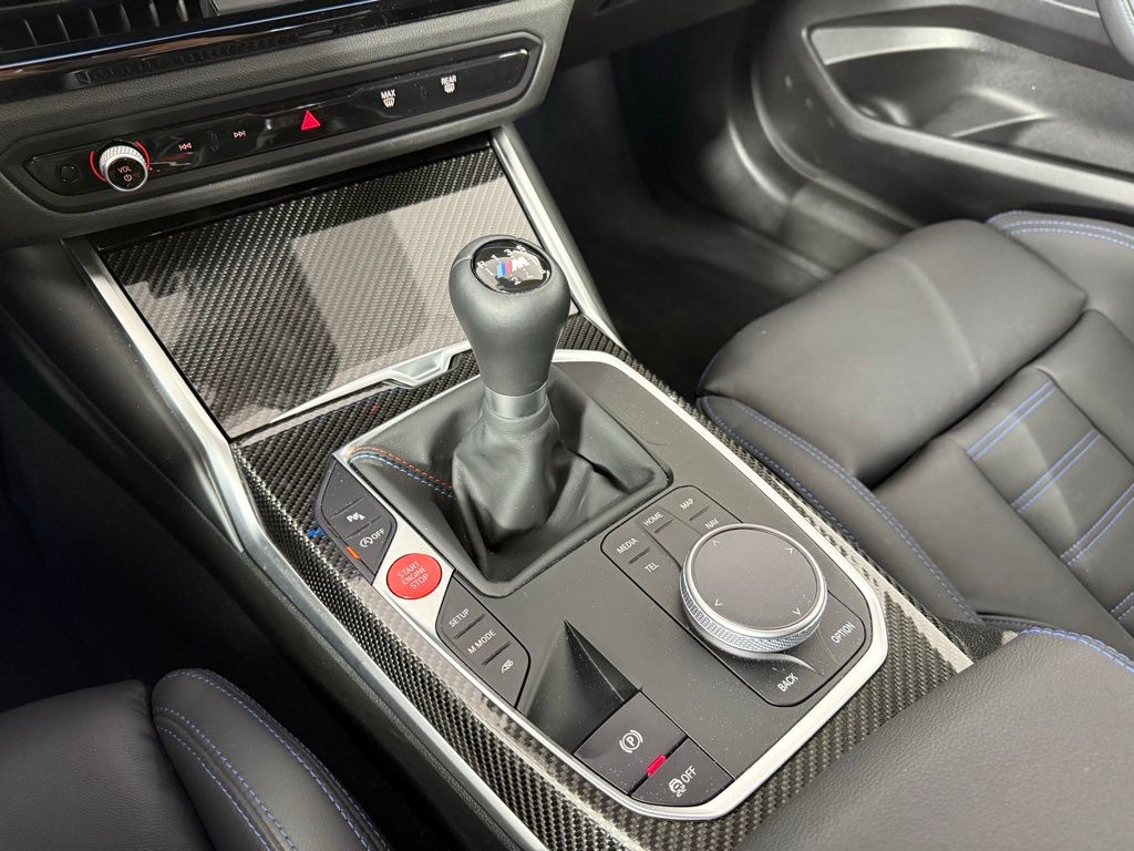 Thumbnail: 2025 BMW M2 - 18