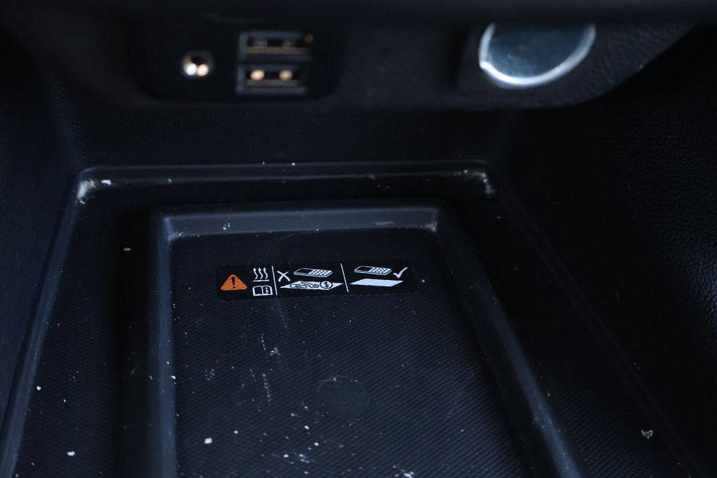 Thumbnail: 2023 Chevrolet Traverse - 26