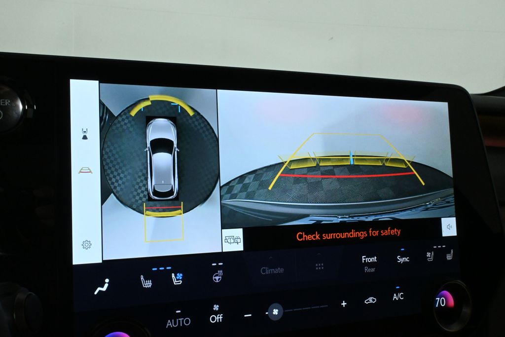 Thumbnail: 2025 Lexus RX - 24