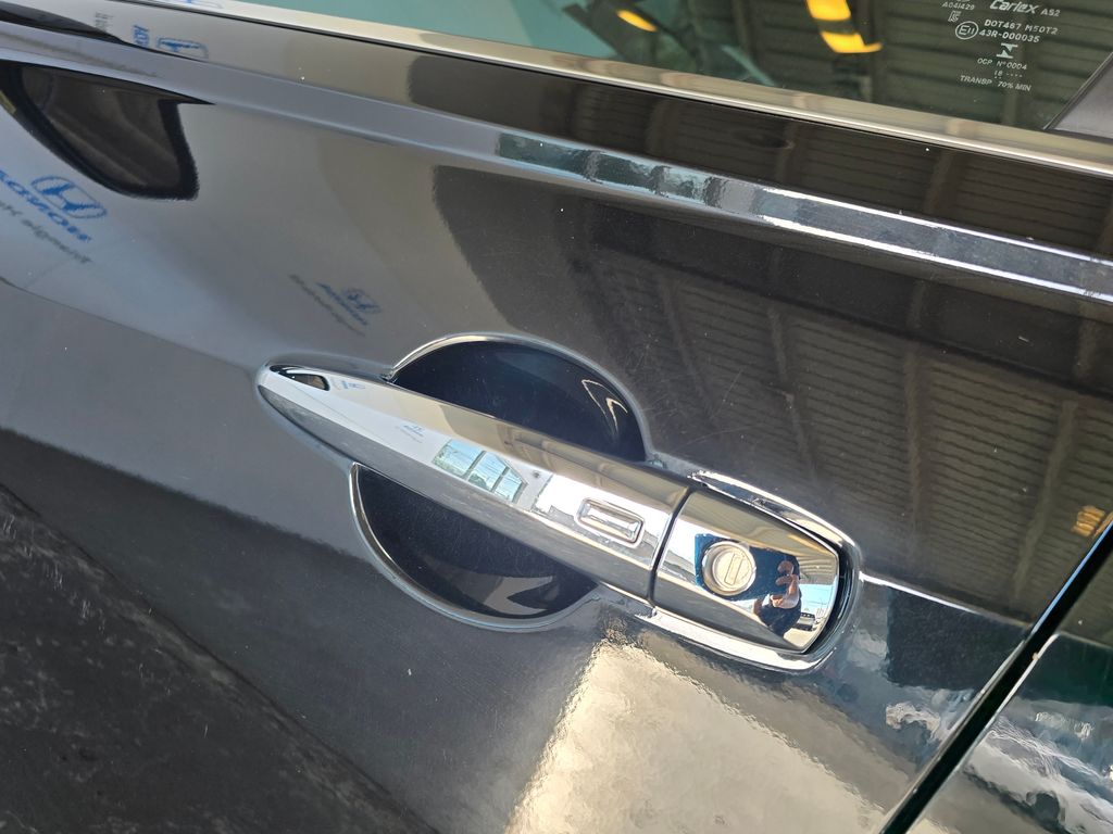 Thumbnail: 2019 Nissan Altima - 12
