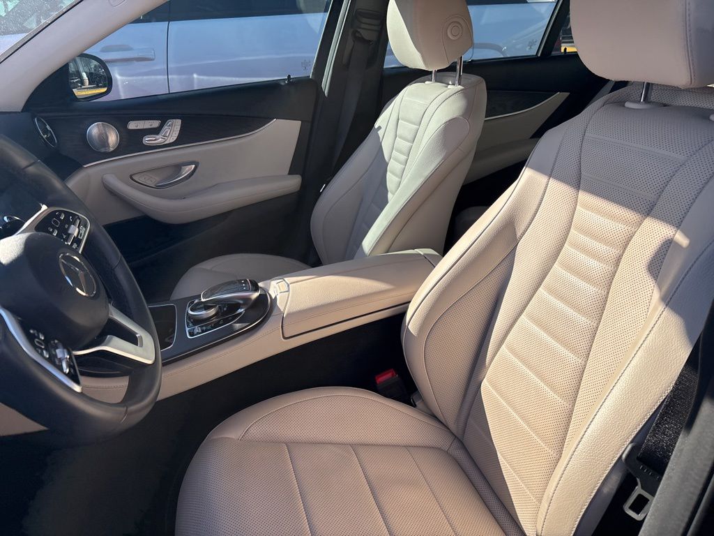 Thumbnail: 2019 Mercedes-Benz E-Class - 7