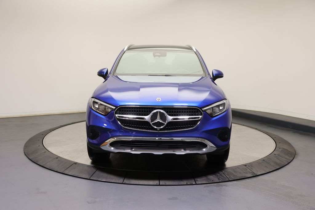 Thumbnail: 2027 Mercedes-Benz GLC - 2