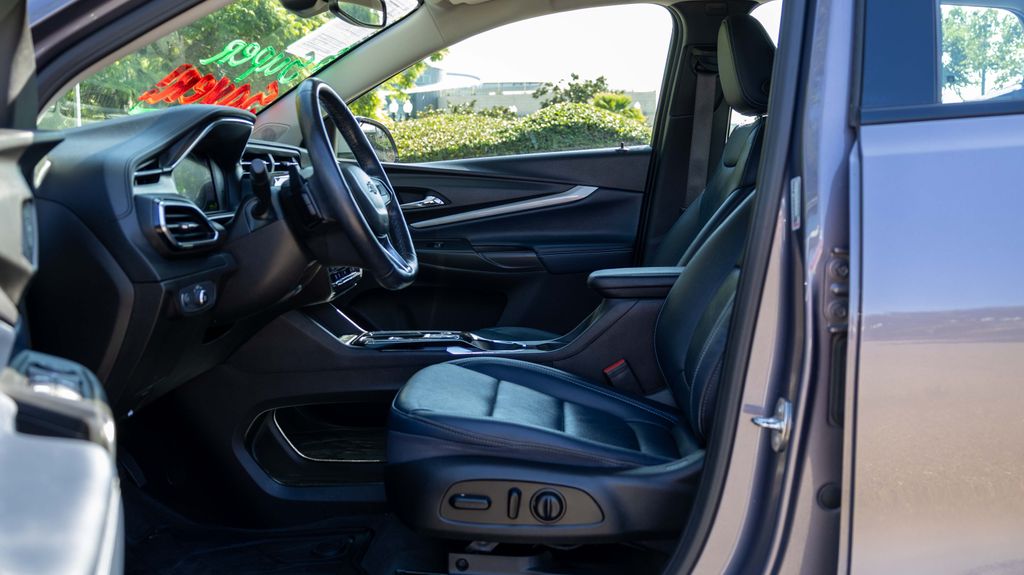 Used 2022 Chevrolet Bolt EUV LT 4D Sport Utility