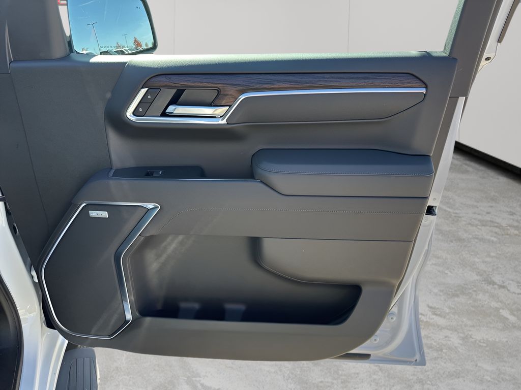 New 2026 White GMC SLT image 13