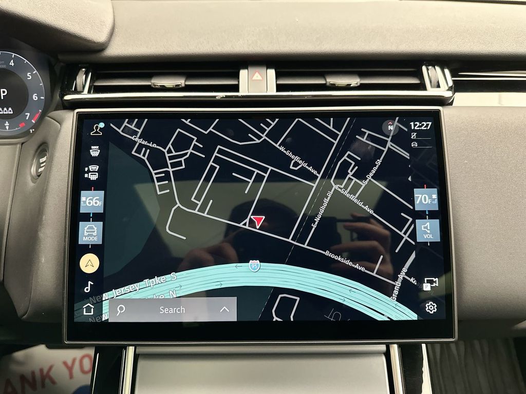 2025 Land Rover Range Rover Velar S 19