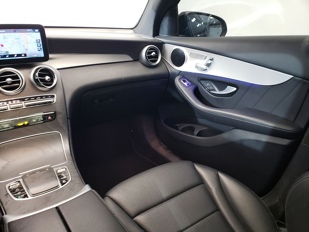 Thumbnail: 2021 Mercedes-Benz GLC - 23