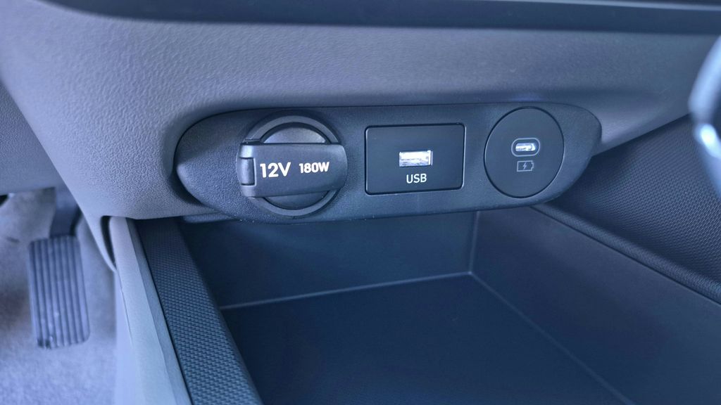 2026 Hyundai Elantra Hybrid