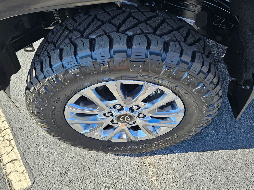 2025 Toyota Tacoma Limited - Photo 15