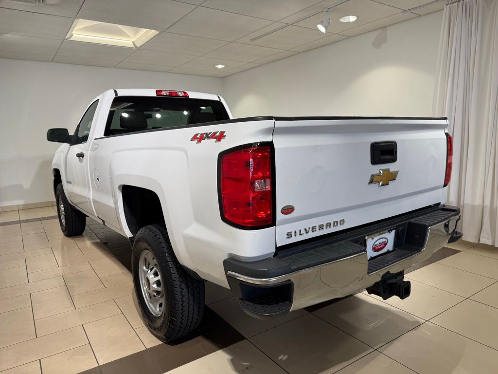 Thumbnail: 2016 Chevrolet Silverado 2500 - 3