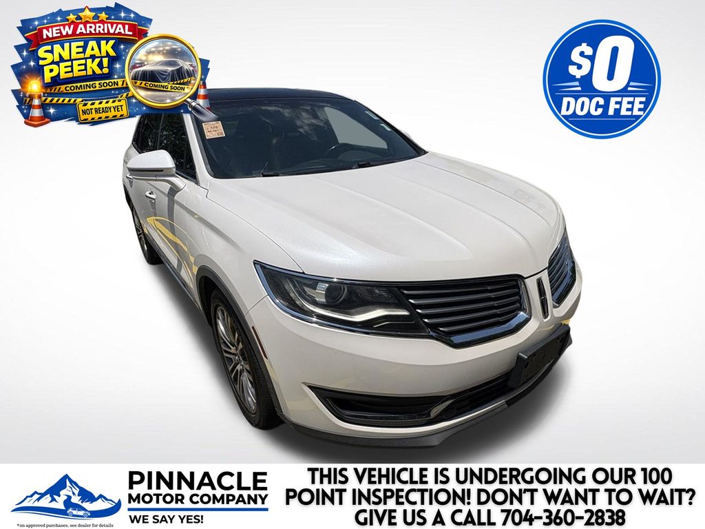 White Platinum 2016 Lincoln MKX Reserve AWD SUV / Crossover All-Wheel Drive 6-Speed Automatic