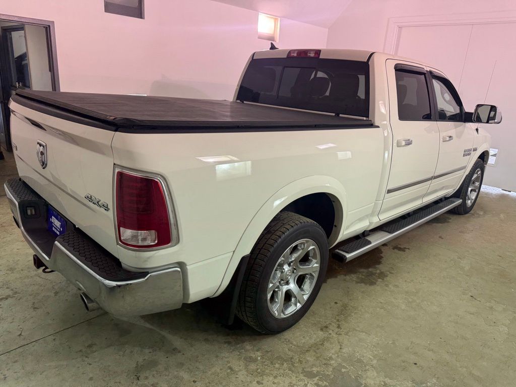2016 Ram 1500 Laramie - Image 5