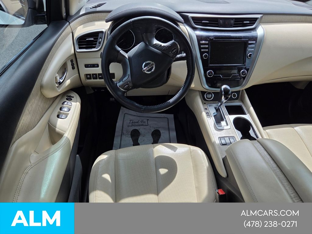 Used 2021 White Nissan SL image 7