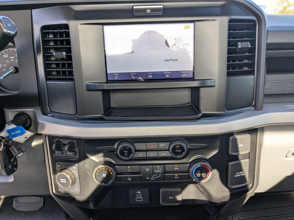 2025 Ford F-600 Chassis XL