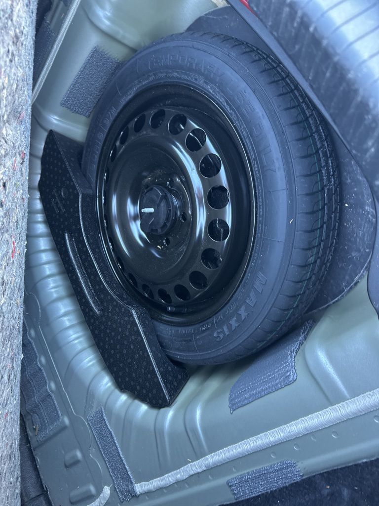 Thumbnail: 2021 Chevrolet Malibu - 8