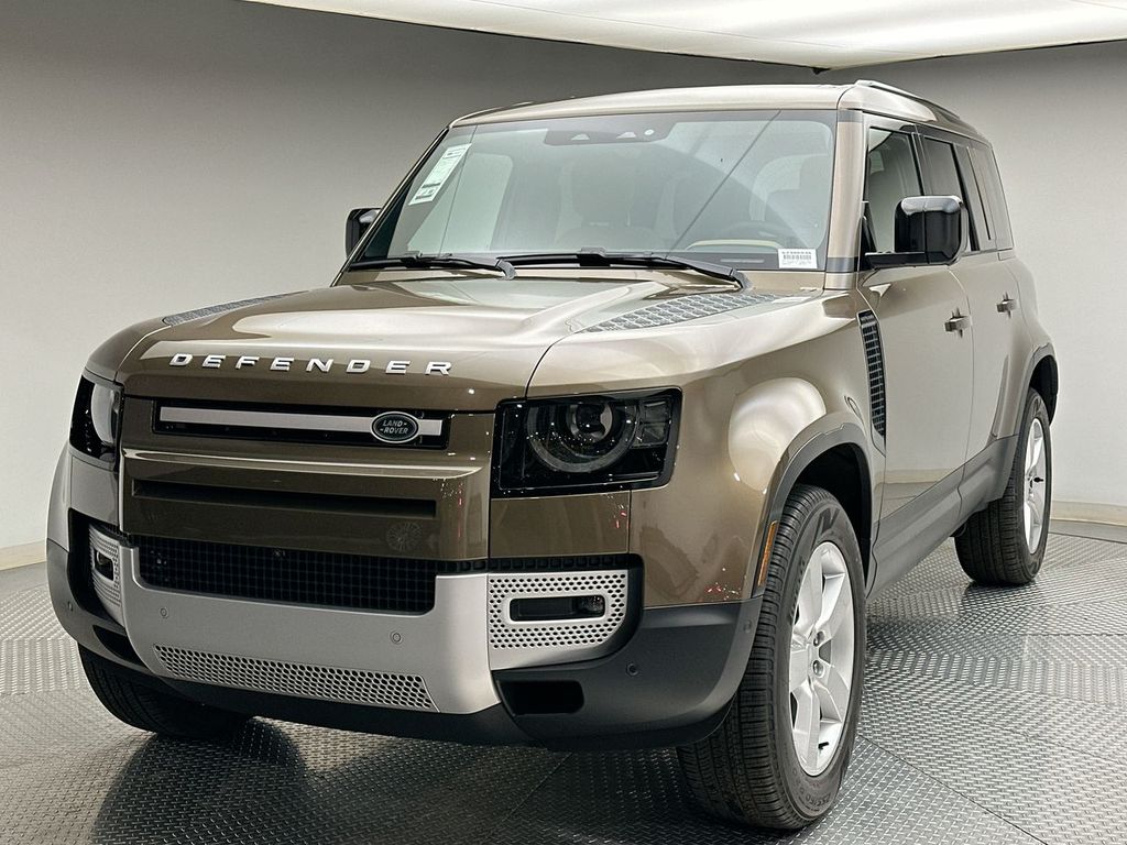 2025 Land Rover Defender 110 -
                Paramus, NJ