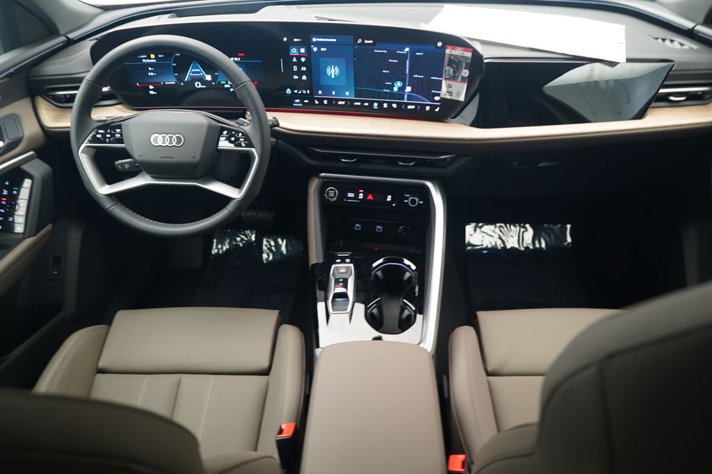 Thumbnail: 2025 Audi Q5 - 8