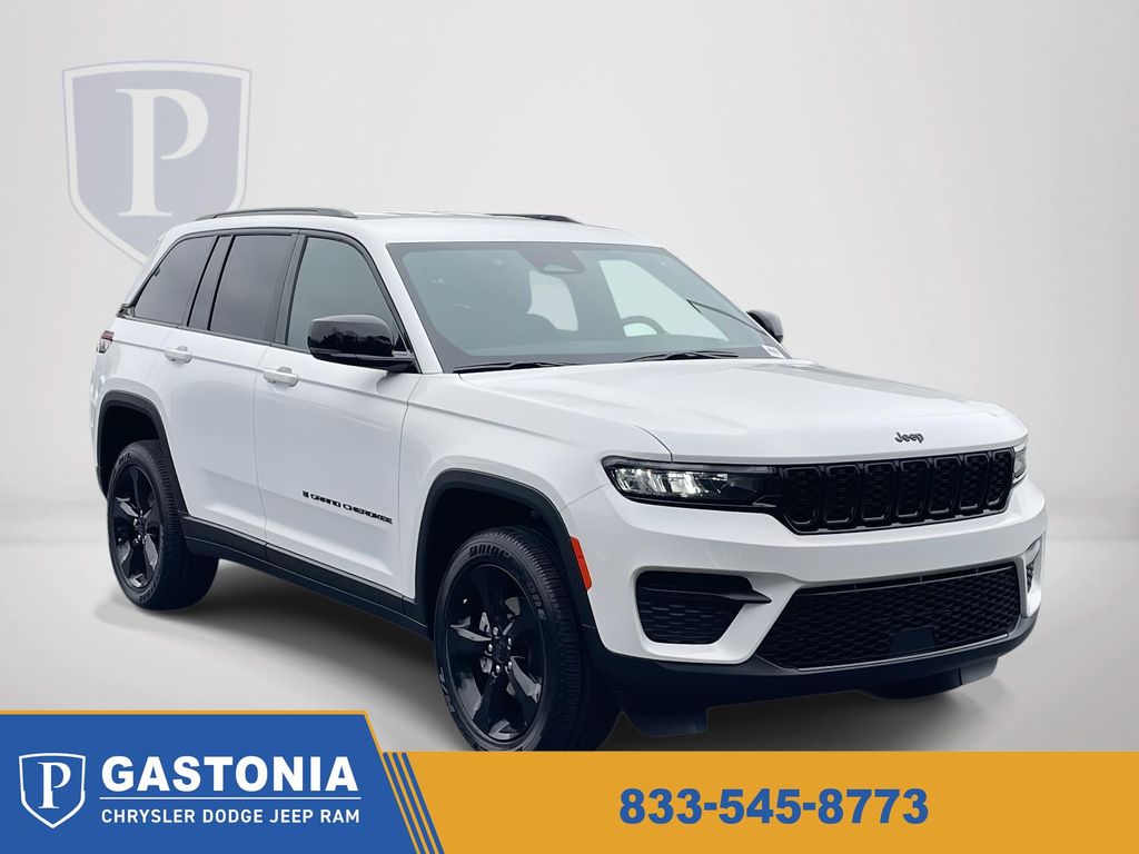 2025 Jeep Grand Cherokee Altitude