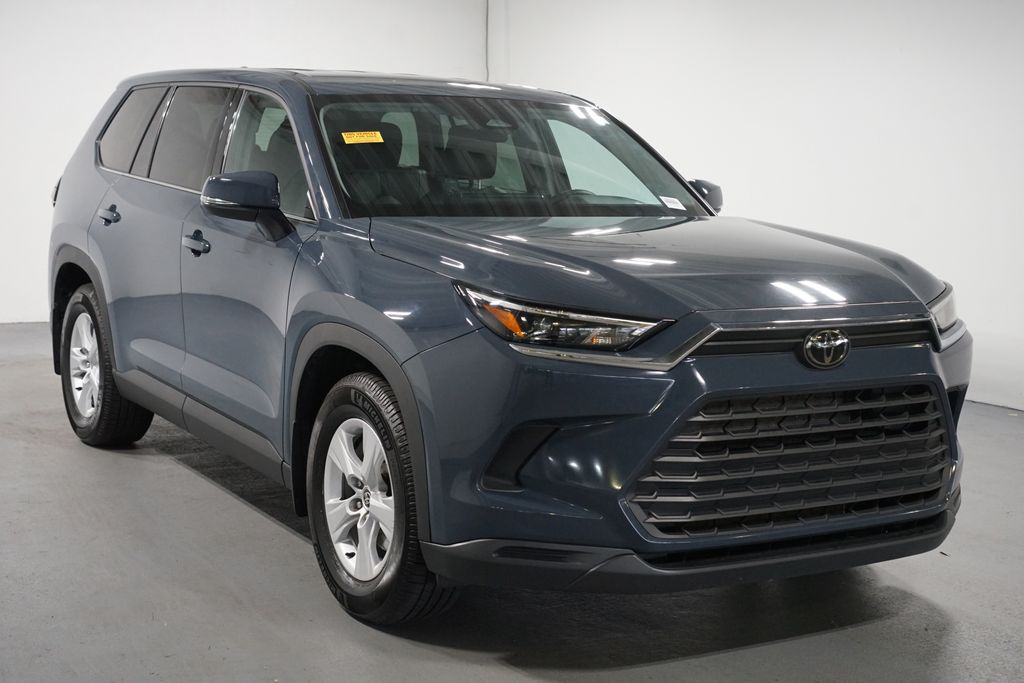 Thumbnail: 2025 Toyota Grand Highlander - 3