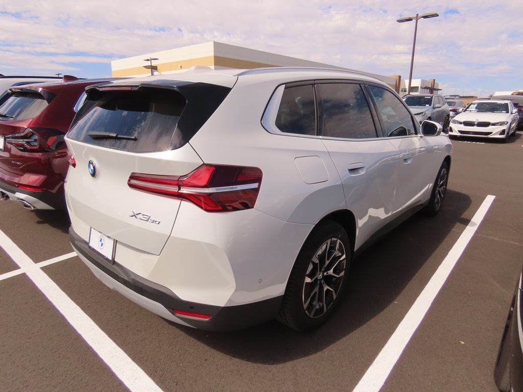 Thumbnail: 2025 BMW X3 - 3