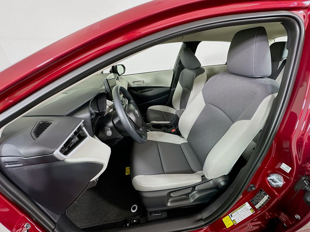 Thumbnail: 2025 Toyota Corolla - 21