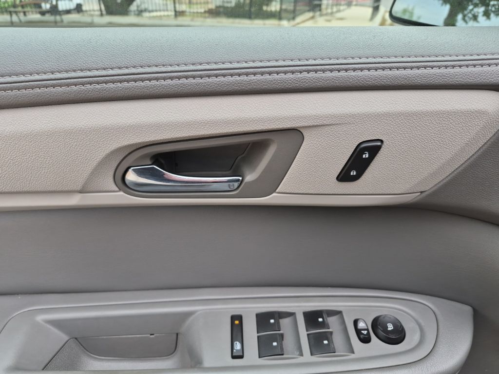 Used Car 2015 Chevrolet Traverse  Ls For Sale Under $10,000 In Austin, Texas