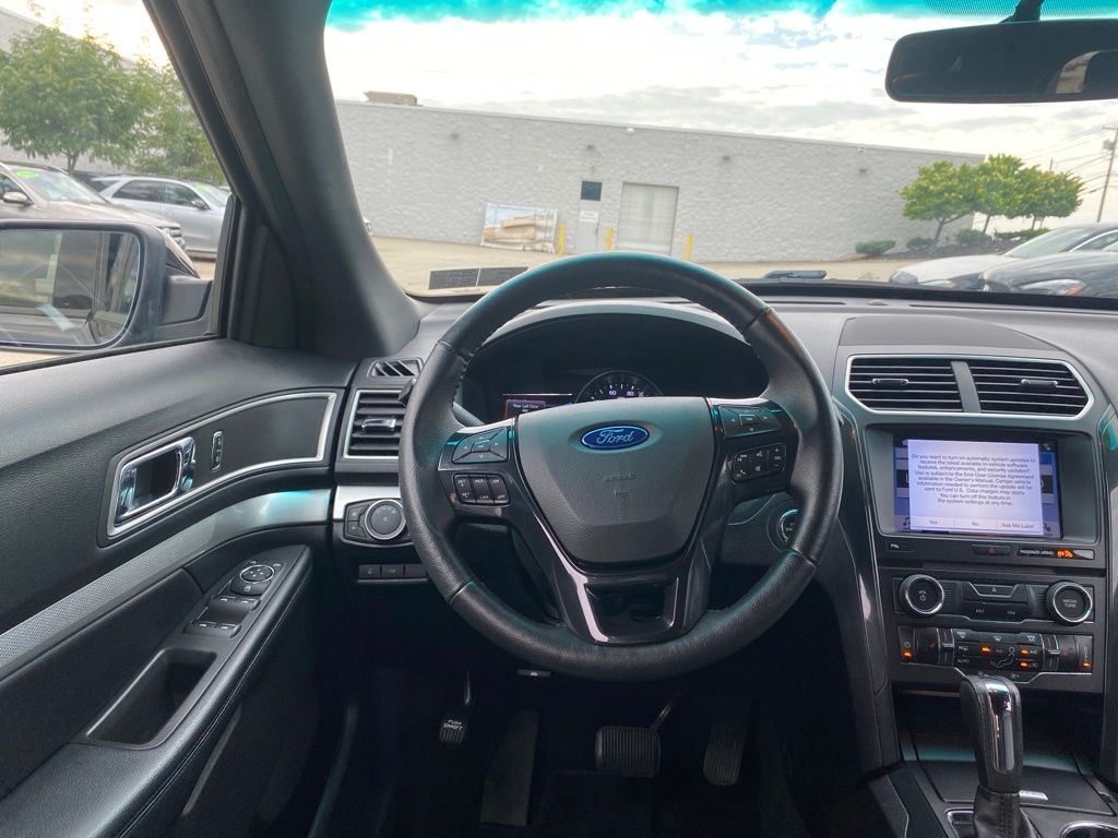 2017 Ford Explorer XLT Black at Subaru and VW of Moon Township