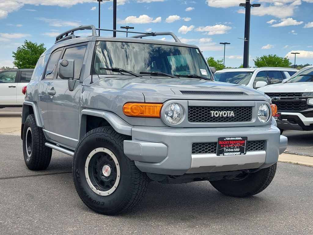 Cement Gray 2013 Toyota FJ Cruiser 4WD SUV / Crossover Four-Wheel Drive 5-Speed Automatic